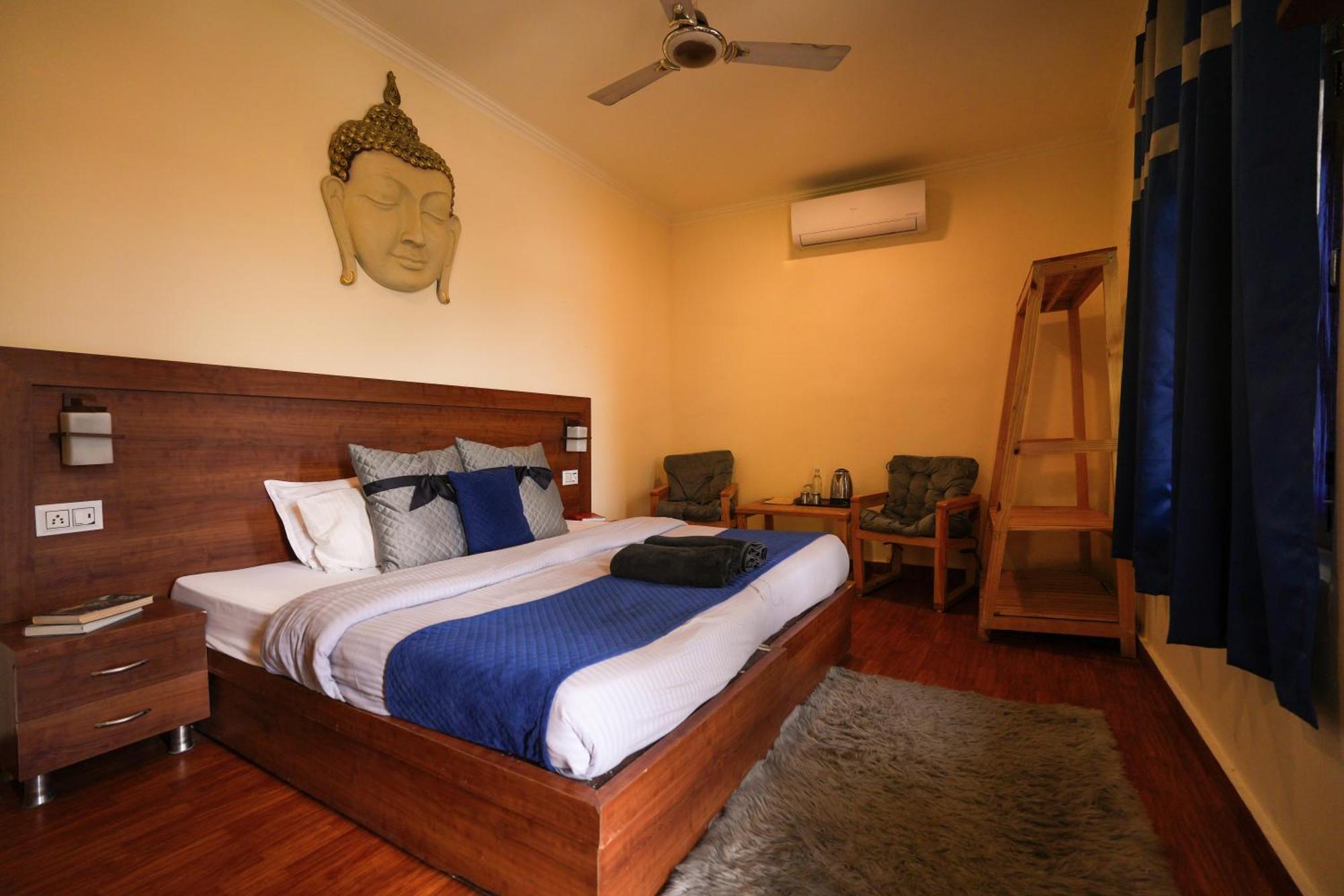 Shalom Backpackers Rishikesh Hostel Exterior photo