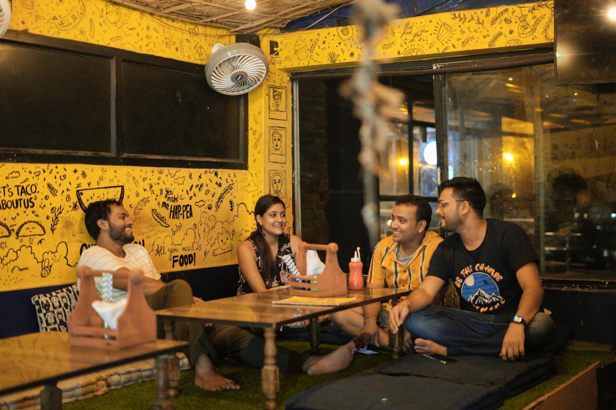 Shalom Backpackers Rishikesh Hostel Exterior photo