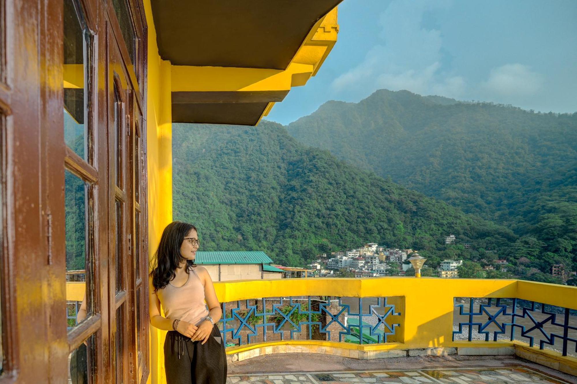 Shalom Backpackers Rishikesh Hostel Exterior photo