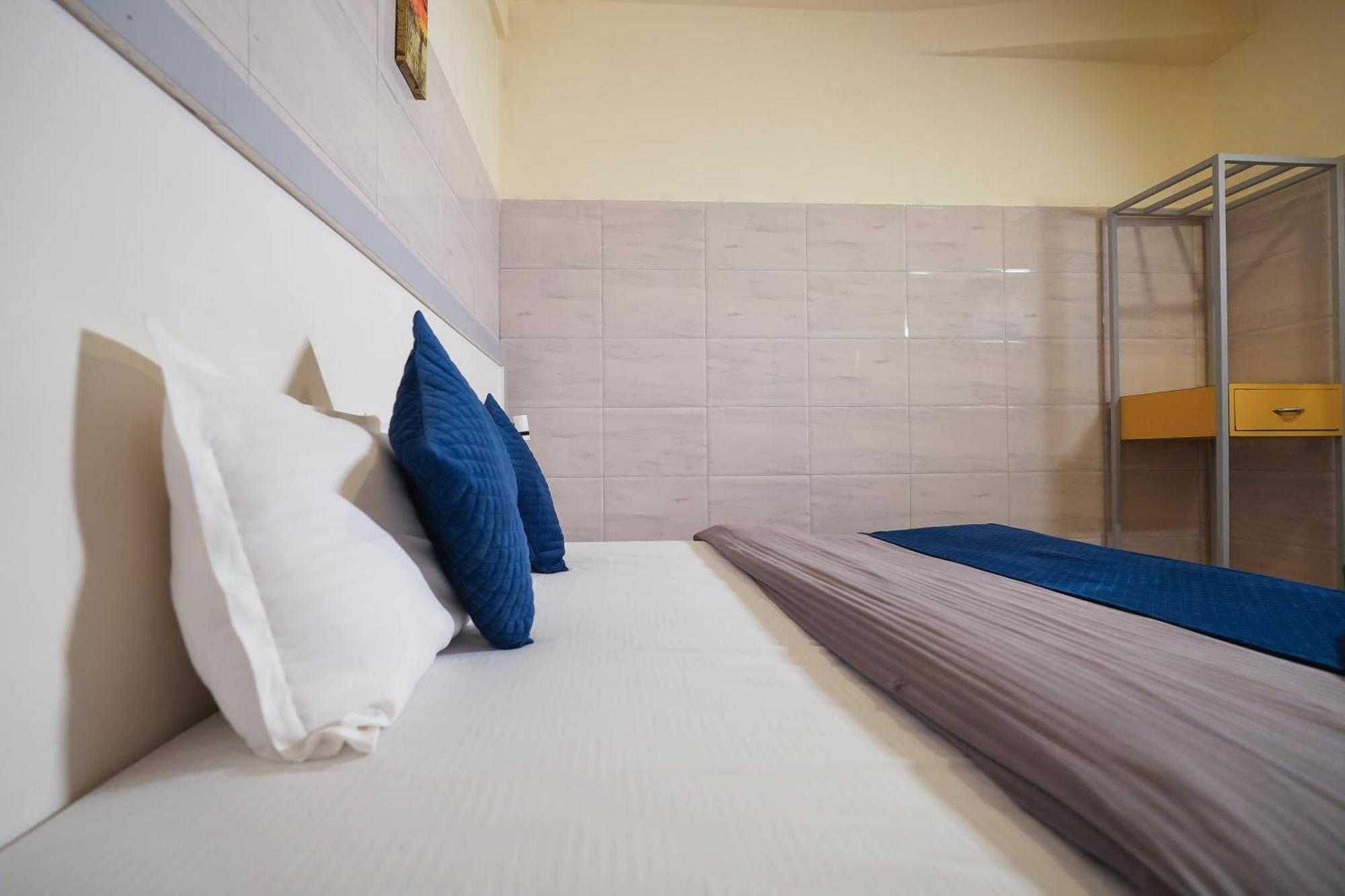 Shalom Backpackers Rishikesh Hostel Room photo
